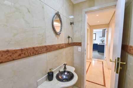 Apartamento à venda com 174m², 4 quartos e 4 vagas Apartamento à venda com 174m², 4 quartos e 4 vagasLavabo