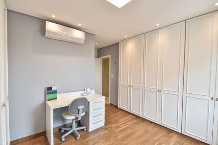 Apartamento à venda com 174m², 4 quartos e 4 vagas Apartamento à venda com 174m², 4 quartos e 4 vagasSuíte 1