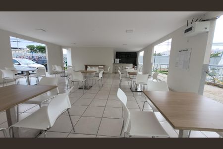 Apartamento para alugar com 50m², 2 quartos e sem vagaÁrea comum - Salão de festas