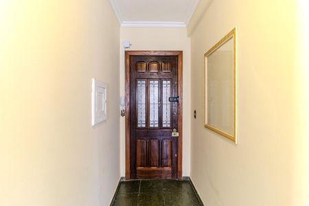 Corredor de Entrada de apartamento para alugar com 2 quartos, 110m² em República, São Paulo