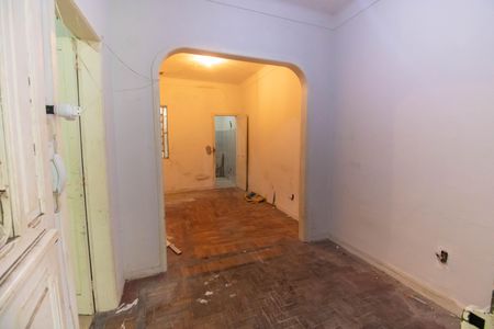 Sala de casa à venda com 2 quartos, 52m² em Centro, Niterói