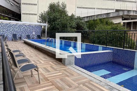 Apartamento à venda com 60m², 2 quartos e 1 vagaPiscina