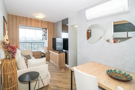 Sala de apartamento à venda com 2 quartos, 60m² em Alto da Lapa, São Paulo