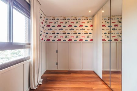 Apartamento para alugar com 285m², 3 quartos e 5 vagas Apartamento para alugar com 285m², 3 quartos e 5 vagasSuíte 1