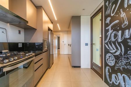 Apartamento para alugar com 285m², 3 quartos e 5 vagas Apartamento para alugar com 285m², 3 quartos e 5 vagasCozinha