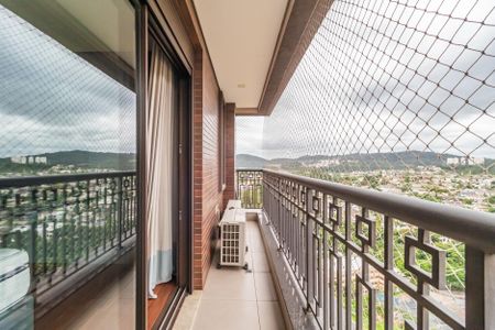 Apartamento para alugar com 285m², 3 quartos e 5 vagas Apartamento para alugar com 285m², 3 quartos e 5 vagasSuíte 3