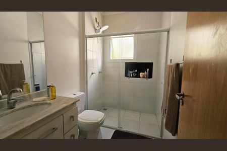 Casa de condomínio para alugar com 140m², 4 quartos e 3 vagas