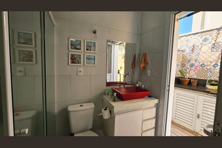 Casa de condomínio para alugar com 140m², 4 quartos e 3 vagas