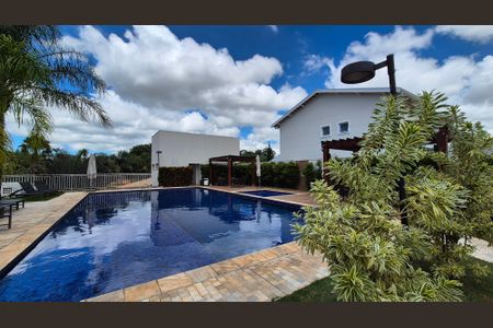 Casa de condomínio para alugar com 140m², 4 quartos e 3 vagas