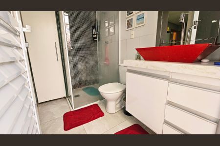 Casa de condomínio para alugar com 140m², 4 quartos e 3 vagas