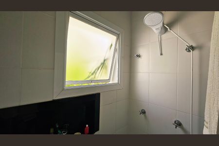 Casa de condomínio para alugar com 140m², 4 quartos e 3 vagas