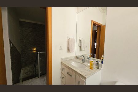 Casa de condomínio para alugar com 140m², 4 quartos e 3 vagas