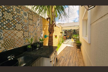 Casa de condomínio para alugar com 140m², 4 quartos e 3 vagas