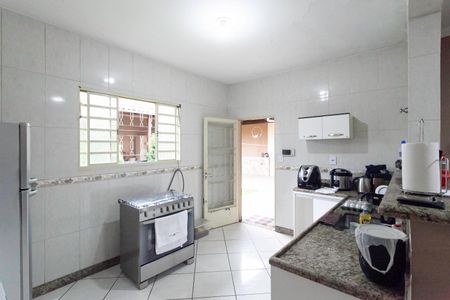 Casa à venda com 320m², 4 quartos e 5 vagasCozinha