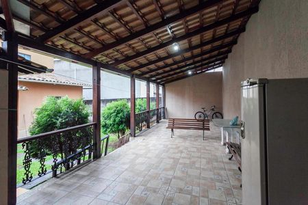 Casa à venda com 320m², 4 quartos e 5 vagasÁrea gourmet