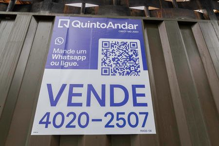 Casa à venda com 320m², 4 quartos e 5 vagasFachada