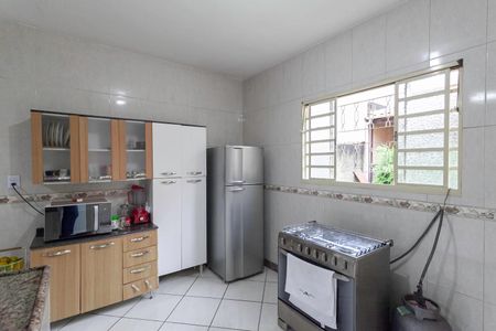 Casa à venda com 320m², 4 quartos e 5 vagasCozinha