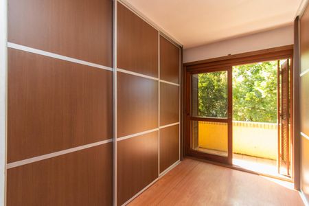 Casa de condomínio à venda com 236m², 3 quartos e 1 vagaQuarto 2