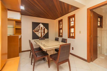 Sala de casa de condomínio à venda com 3 quartos, 236m² em Ipanema, Porto Alegre