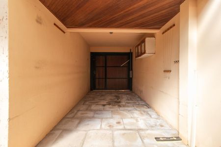 Casa de condomínio à venda com 236m², 3 quartos e 1 vagaGaragem