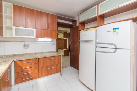 Casa de condomínio à venda com 236m², 3 quartos e 1 vagaCozinha