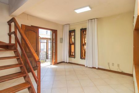Casa de condomínio à venda com 236m², 3 quartos e 1 vagaSala