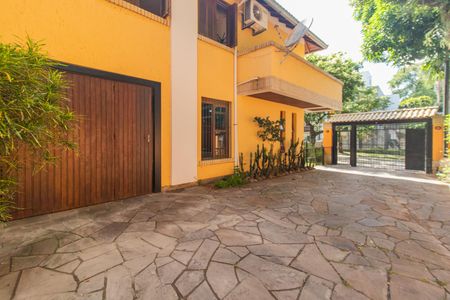 Casa de condomínio à venda com 236m², 3 quartos e 1 vagaÁrea comum