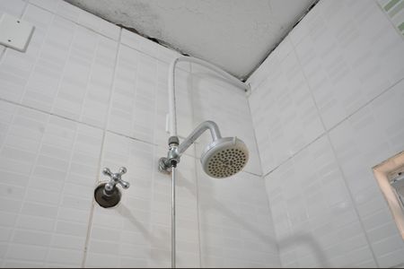 Casa à venda com 150m², 4 quartos e 2 vagasBanheiro do Quarto Suíte 1