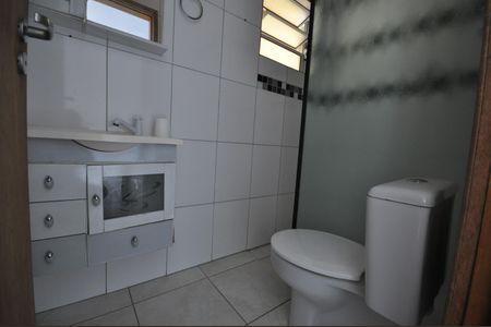 Casa à venda com 150m², 4 quartos e 2 vagasBanheiro do Quarto Suíte 2