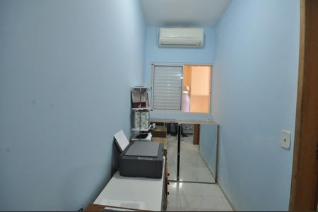 Casa à venda com 150m², 4 quartos e 2 vagasCloset