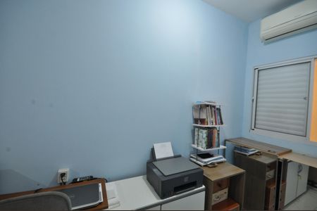 Casa à venda com 150m², 4 quartos e 2 vagasCloset