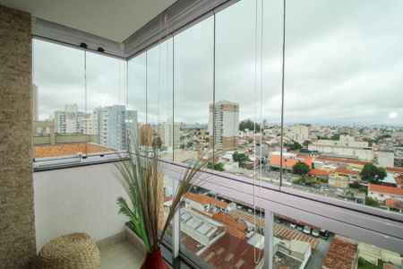 Apartamento à venda com 128m², 3 quartos e 2 vagas Apartamento à venda com 128m², 3 quartos e 2 vagasVaranda