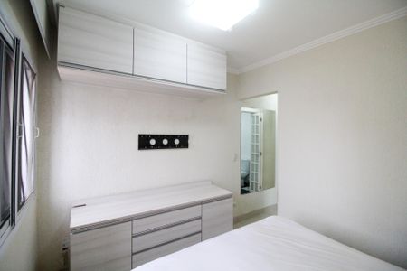 Apartamento à venda com 128m², 3 quartos e 2 vagas Apartamento à venda com 128m², 3 quartos e 2 vagasSuíte