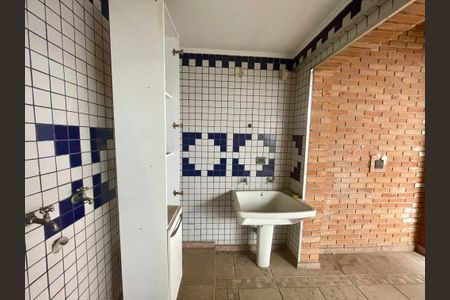 Casa para alugar com 300m², 4 quartos e 4 vagasÁrea de Serviço