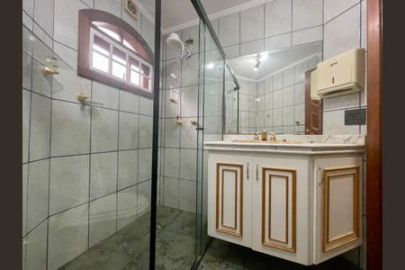 Casa para alugar com 300m², 4 quartos e 4 vagasBanheiro 2