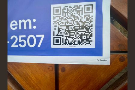 Casa para alugar com 300m², 4 quartos e 4 vagasCódigo da placa RXQW-1061