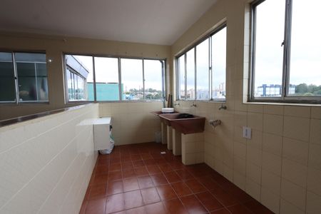 Casa para alugar com 140m², 3 quartos e 2 vagasLavanderia