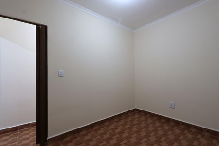 Quarto 2 de casa para alugar com 3 quartos, 140m² em Jardim Santa Teresinha, São Paulo