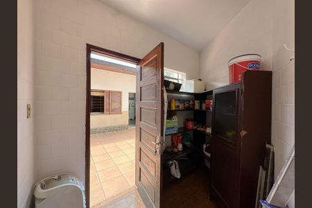 Casa para alugar com 800m², 4 quartos e 2 vagasDeposito