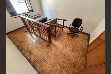 Casa para alugar com 800m², 4 quartos e 2 vagasQuarto 1