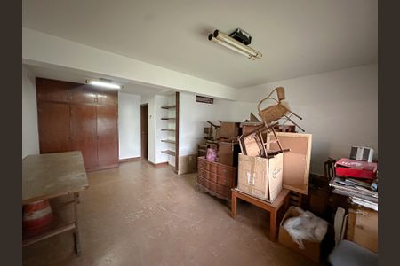 Casa para alugar com 800m², 4 quartos e 2 vagasSuíte motorista