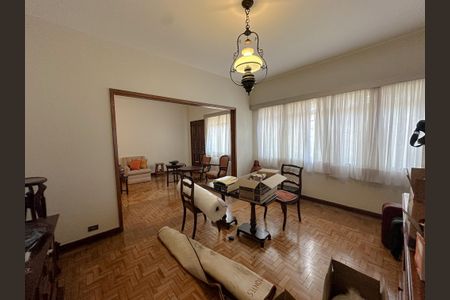 Casa para alugar com 800m², 4 quartos e 2 vagasSala de Estar