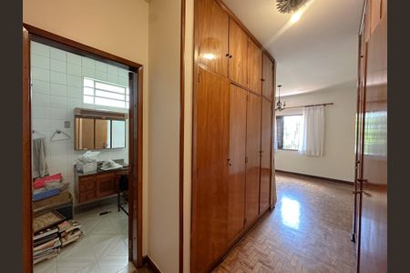 Casa para alugar com 800m², 4 quartos e 2 vagasSuíte