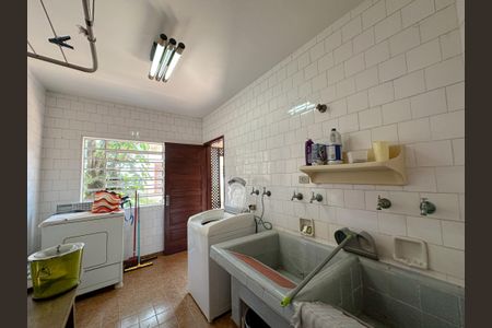 Casa para alugar com 800m², 4 quartos e 2 vagasÁrea de Serviço