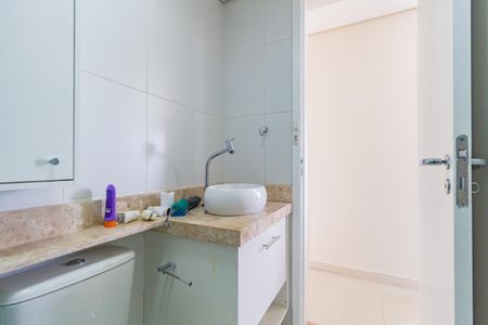 Apartamento à venda com 61m², 3 quartos e 1 vagaBanheiro - Social