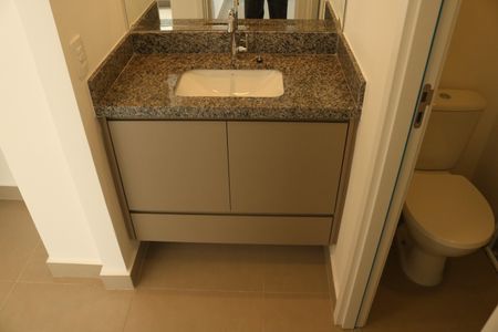 Apartamento para alugar com 38m², 1 quarto e sem vagaBanheiro