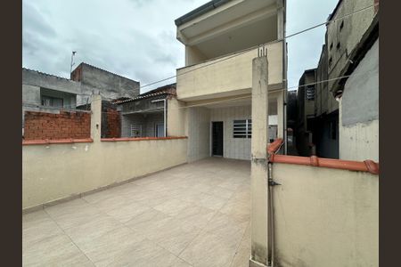 Casa para alugar com 200m², 2 quartos e 1 vagaQuintal