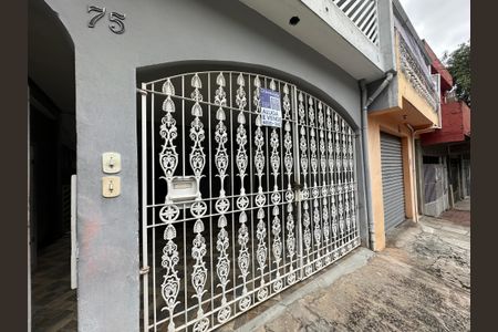 Casa para alugar com 200m², 2 quartos e 1 vagaFachada