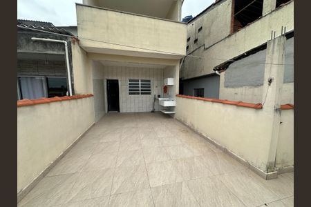 Casa para alugar com 200m², 2 quartos e 1 vagaQuintal