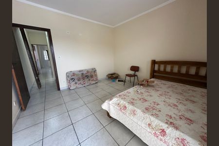 Casa para alugar com 200m², 2 quartos e 1 vagaQuarto